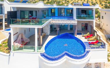 Villa Heart - 10 Kişilik, Jakuzili Villa Kiralama