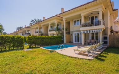 Villa Pearl 9 - Denize Sıfır Konumda Villa Kiralama