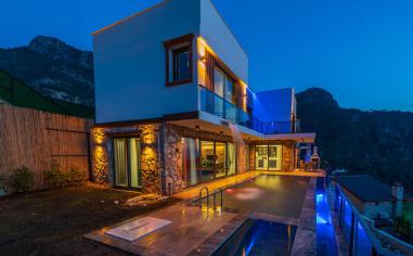 Villa Mila - Dış Havuz Isıtma & Deniz Manzaralı Kiralık Villa