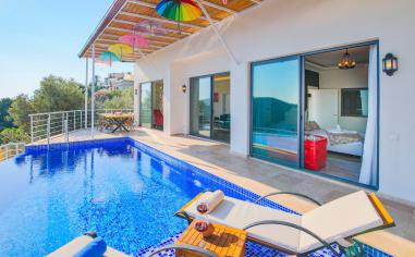 Villa Gelincik - Merkeze & Plaja Yakın Villa Kiralama