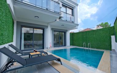 Villa As Çalış - Saunalı, Merkeze Yakın Kiralık Villa