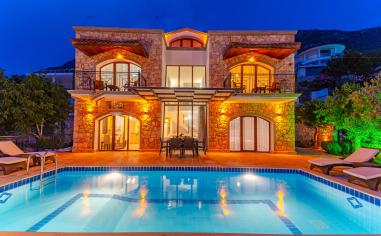 Villa Malta - Merkeze Yakın & 8 Kişilik Villa Kiralama