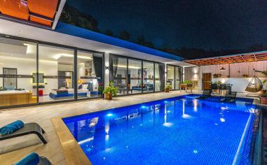 Villa Neom