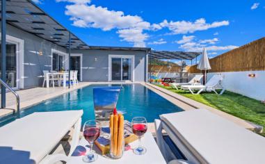 Villa Gold House 2