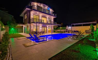 Villa Jersy 2