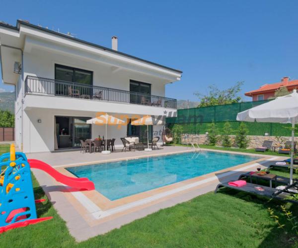 villa-big-white-super-villam-4_585.JPG