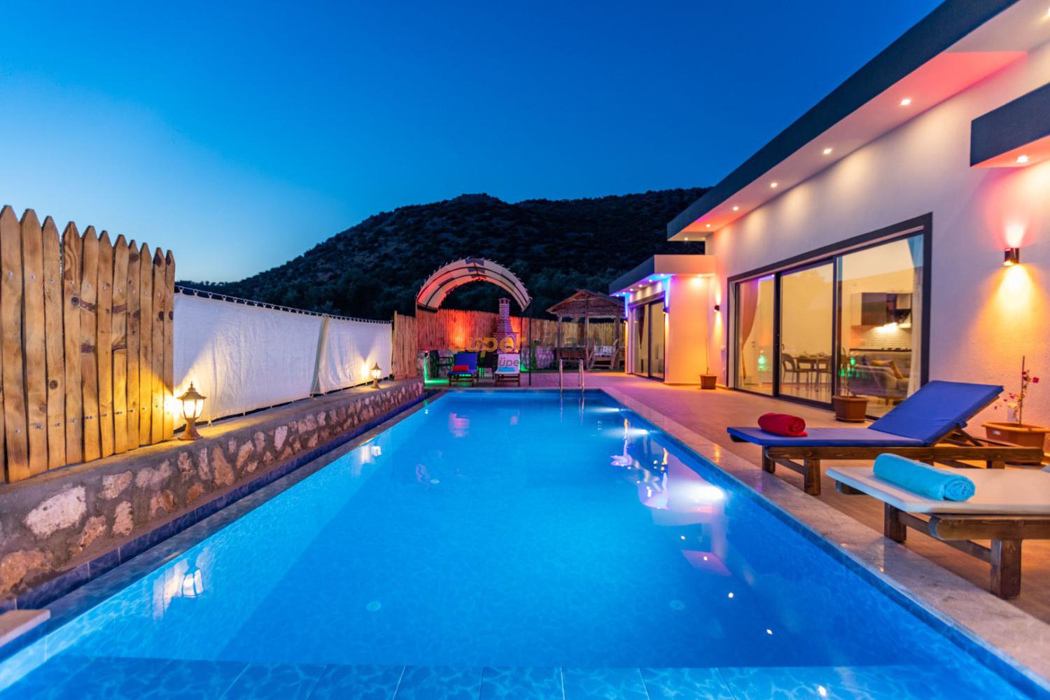 Dolunay-Villa-2_430.jpg