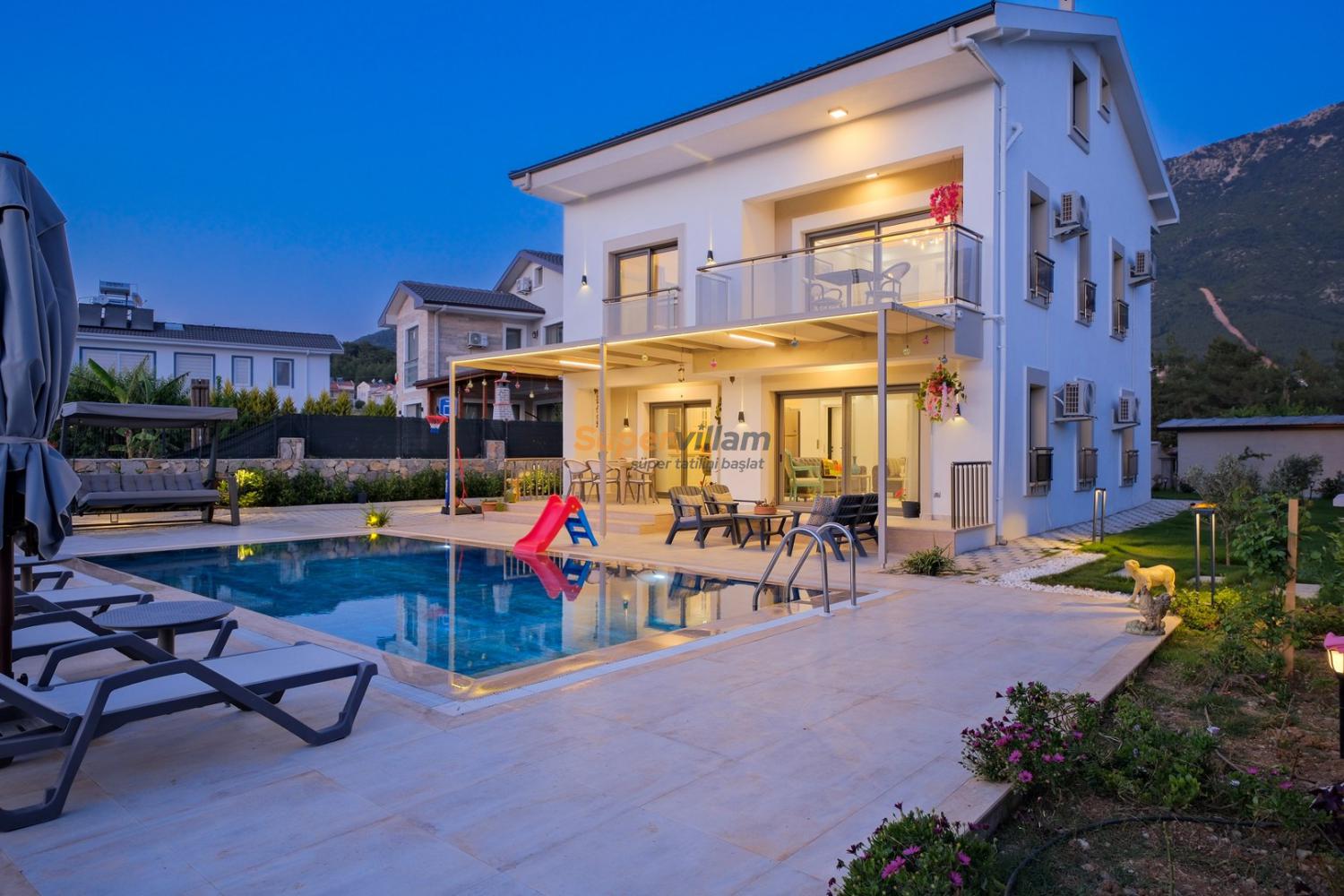 super-villam-villa-casa-rosa-105_1620x1080_977.jpg