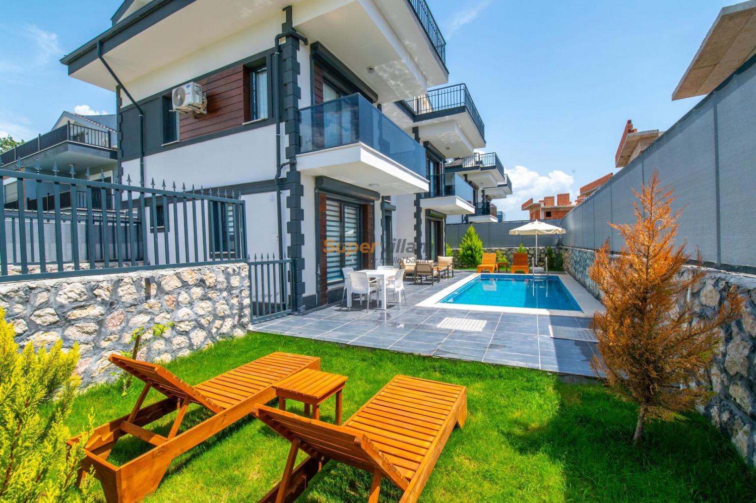 super-villam-villa-heralin-6_1622x1080_708.jpeg