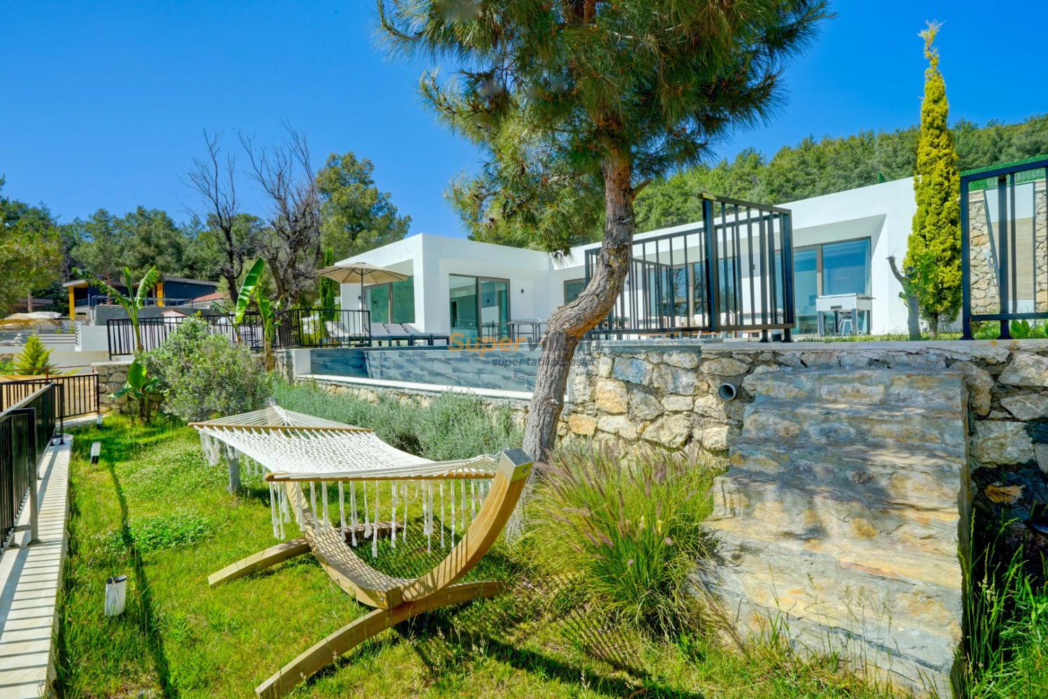 super-villam-villa-palenet-7-14_576.jpg