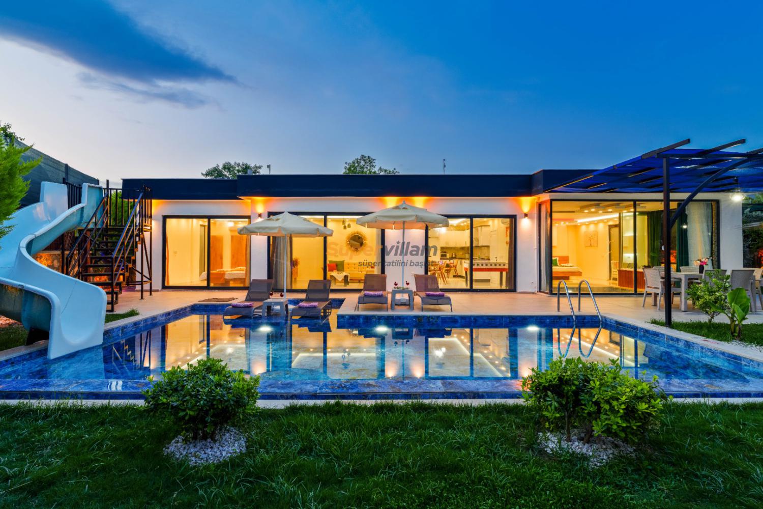 super-villam-villa-zeri-59_799.jpg