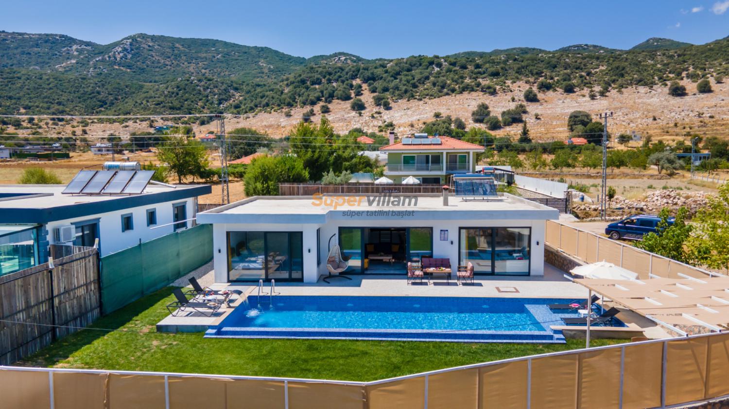 super_villam_villa_guru-1_887.jpg