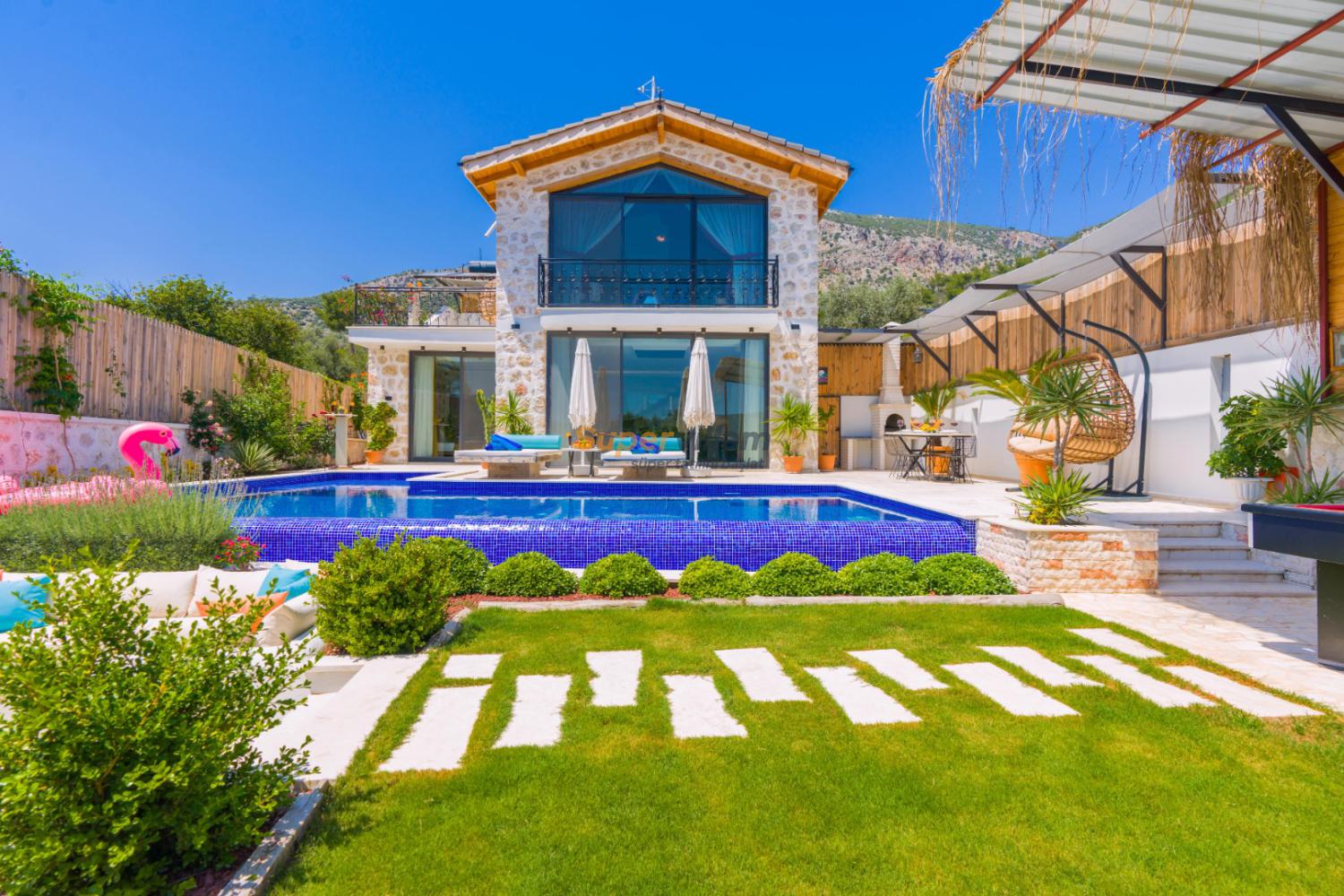 villa-casa-perla-super-villam-37-min_734.JPG