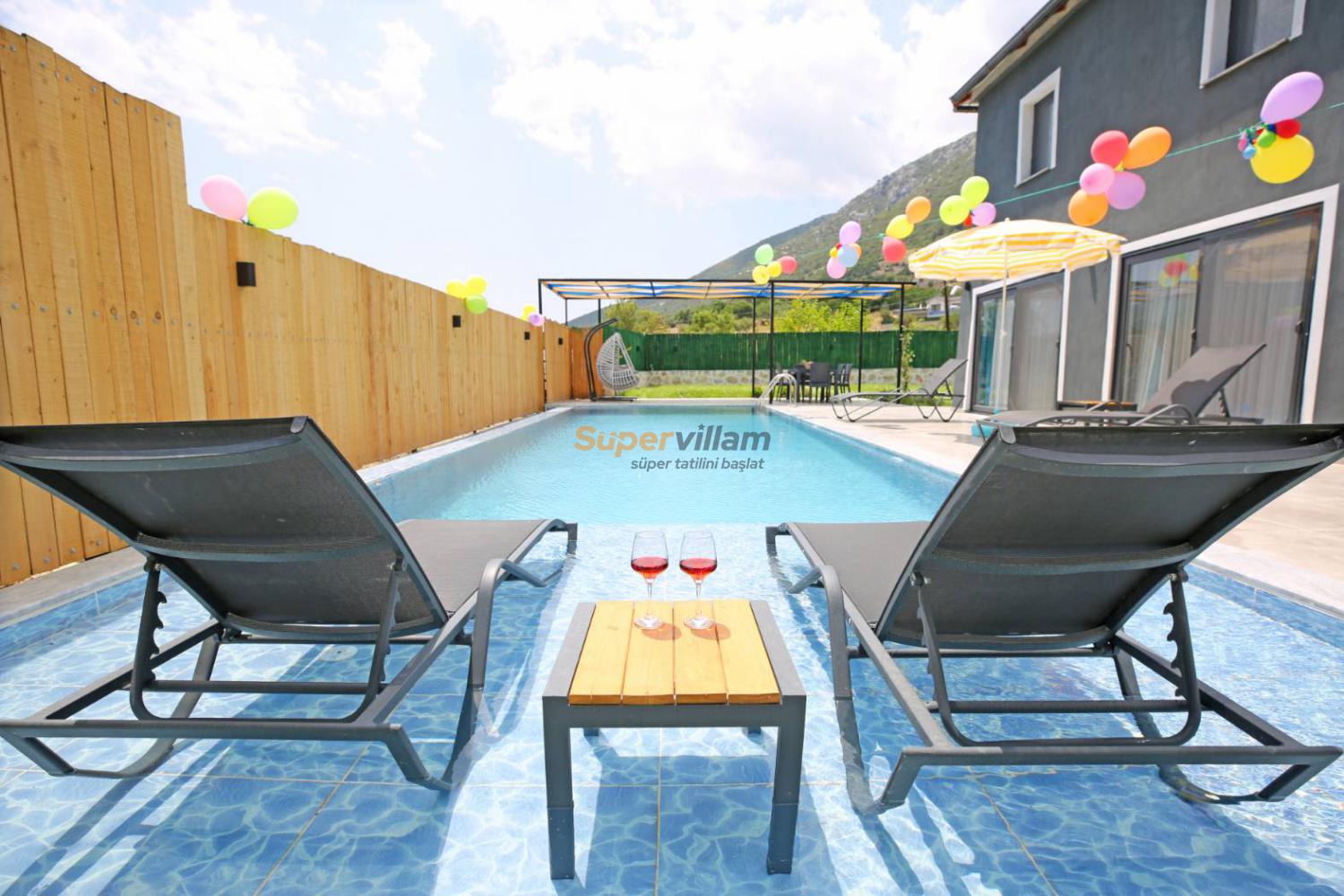 villa-ecrinsu-super-villam-8_955.JPG