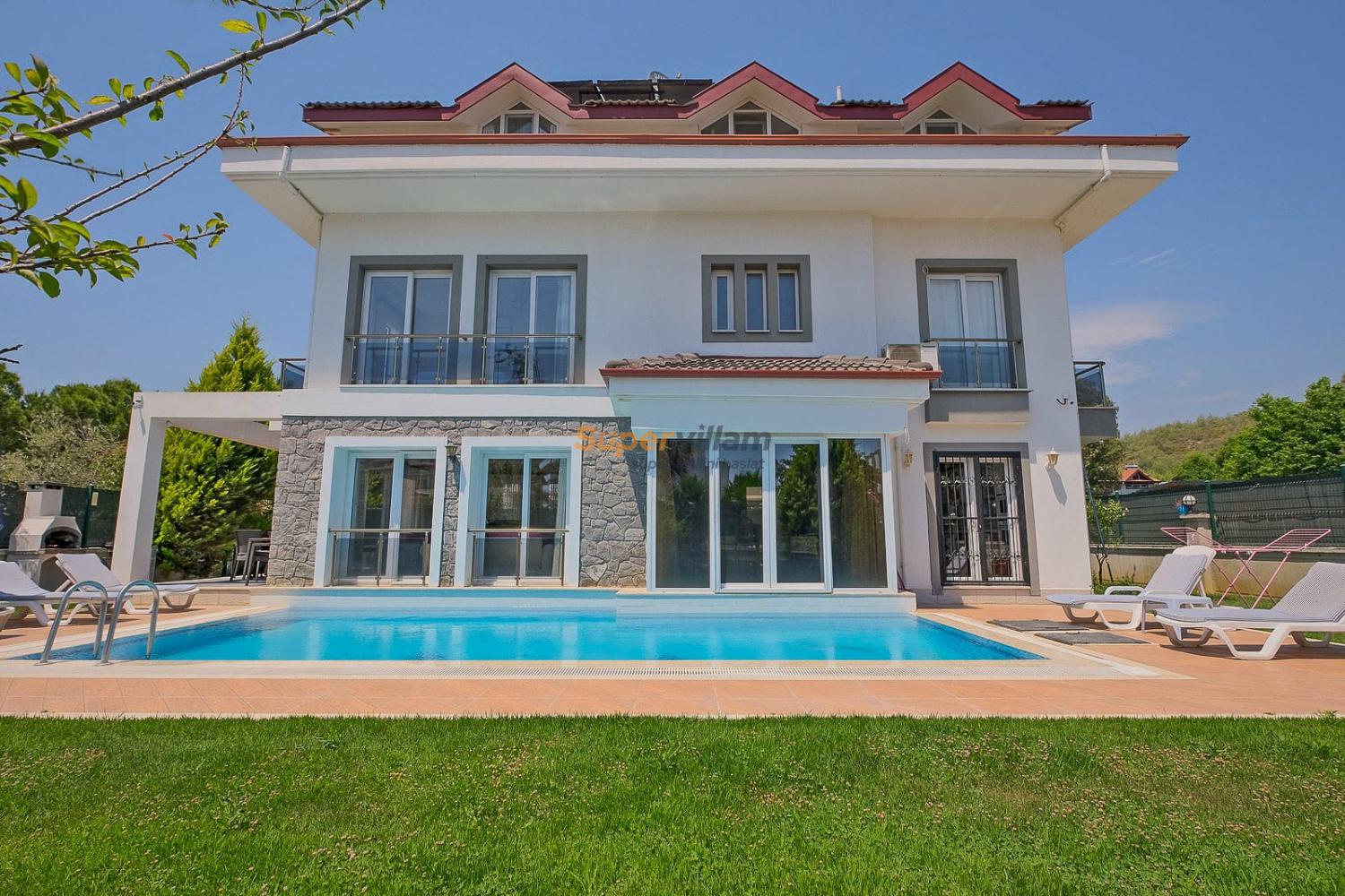 villa-phoenix-3-super-villam-18_896.jpg