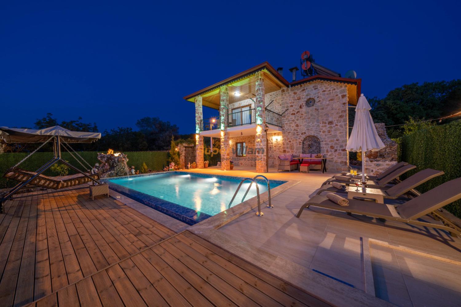 villa-sunglow-super-villam-63-min_216.jpg